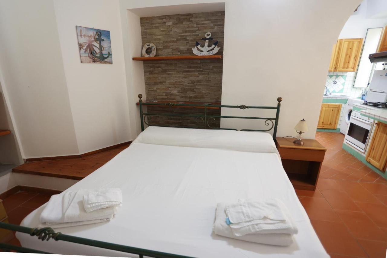 Il Portale 2 Apartment โตรเปอา ภายนอก รูปภาพ